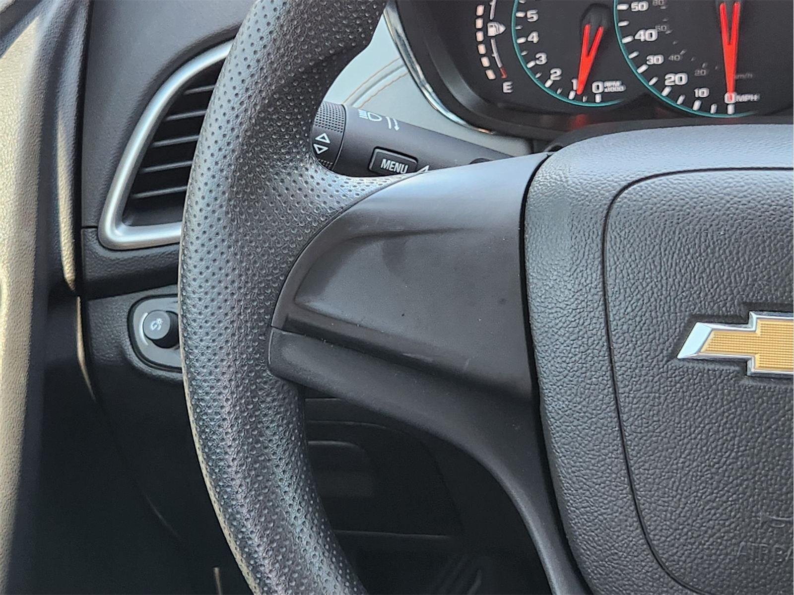 Certified 2020 Chevrolet Trax LS w/ LPO, Cargo Package FWD image 27