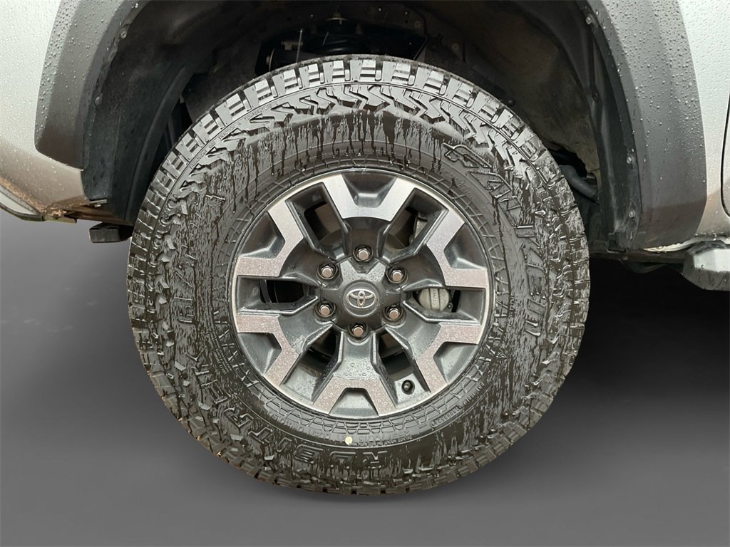 Used 2023 Toyota Tacoma TRD Off-Road image 10