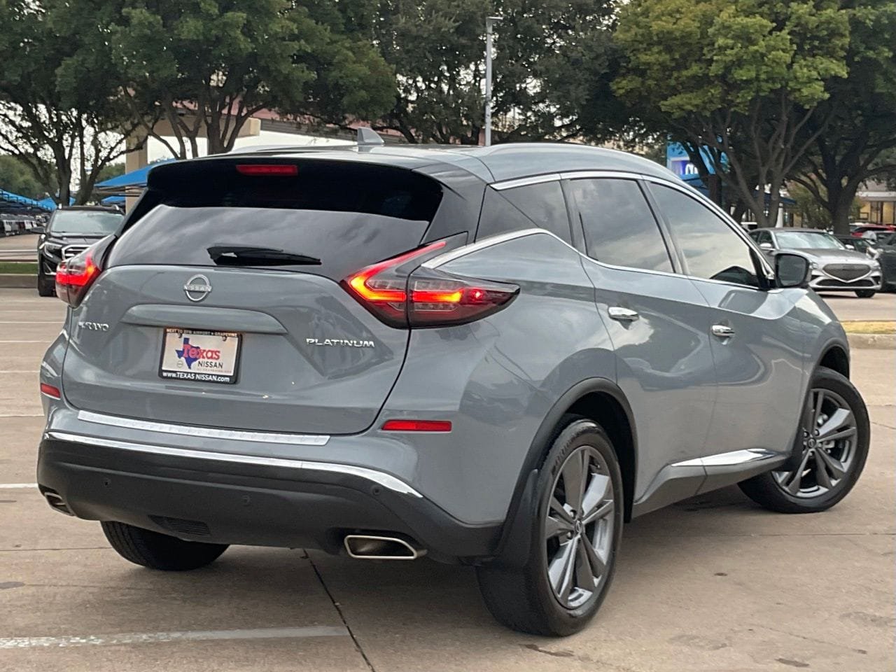 Used 2023 Nissan Murano Platinum w/ Cargo Package FWD image 4