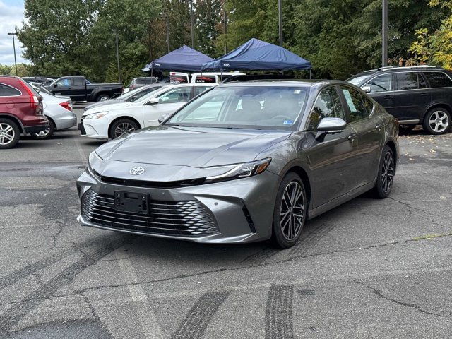Used 2026 Toyota Camry XLE w/ Premium Plus Package FWD image 5