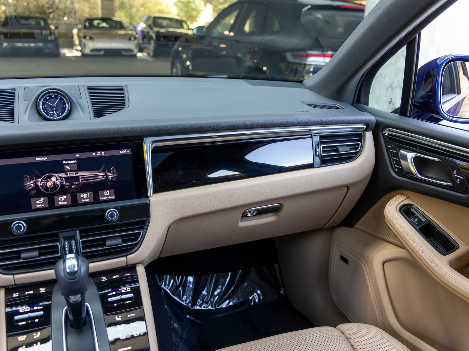 Certified 2026 Porsche Macan AWD/4WD image 49