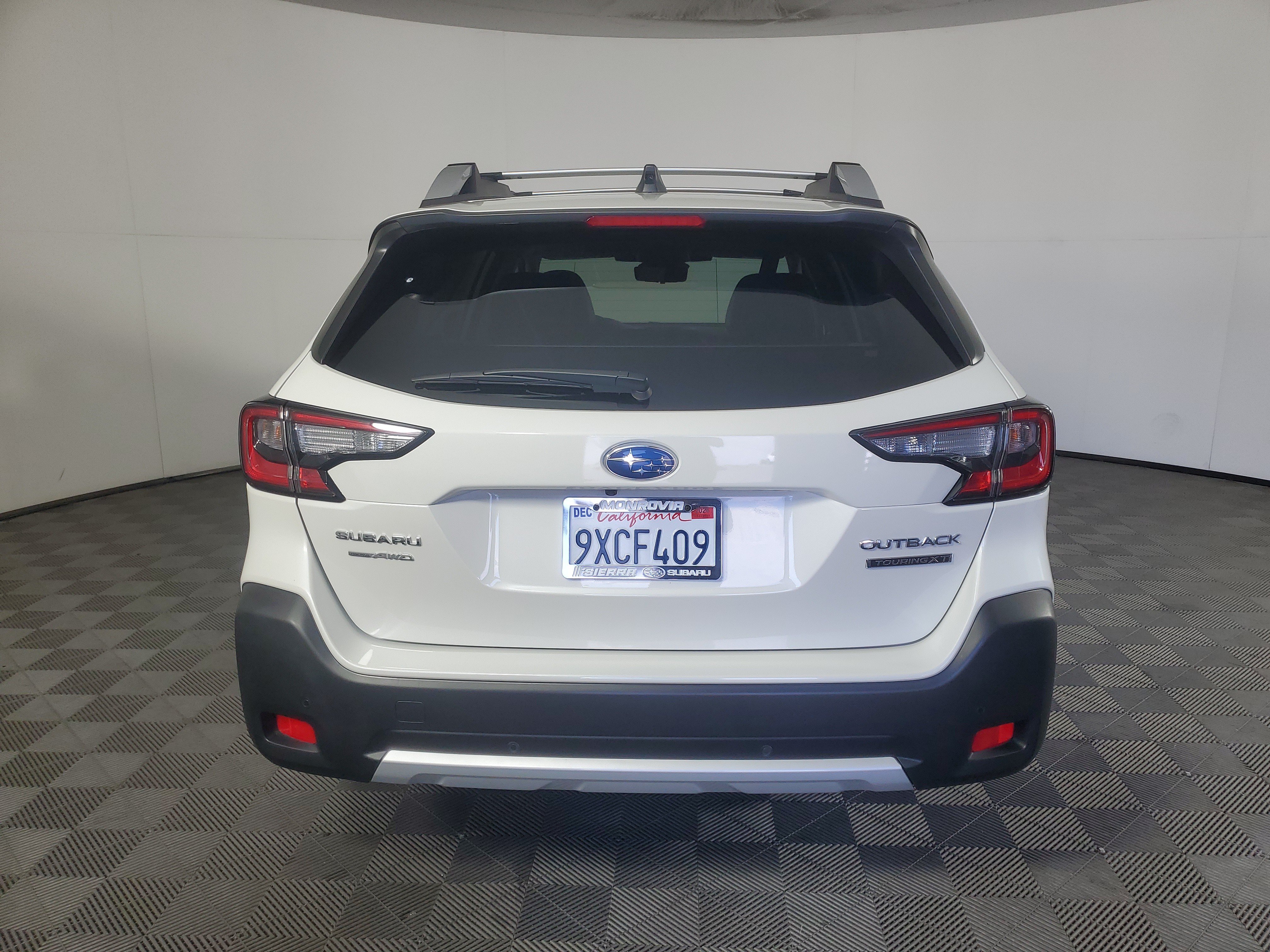 Used 2025 Subaru Outback Touring XT w/ Tech Package 2 AWD/4WD image 5