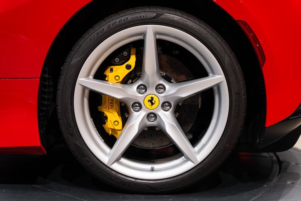 Certified 2021 Ferrari F8 Tributo RWD image 14
