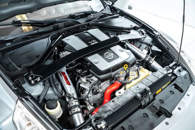 Used 2016 Nissan 370Z Coupe RWD image 27