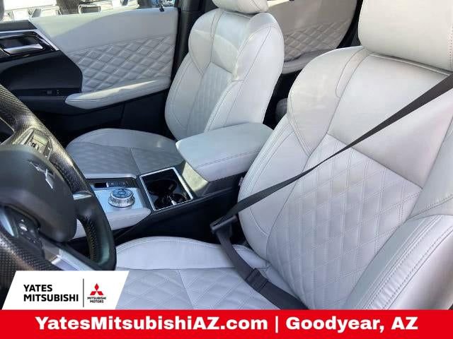 Used 2024 Mitsubishi Outlander SEL image 16