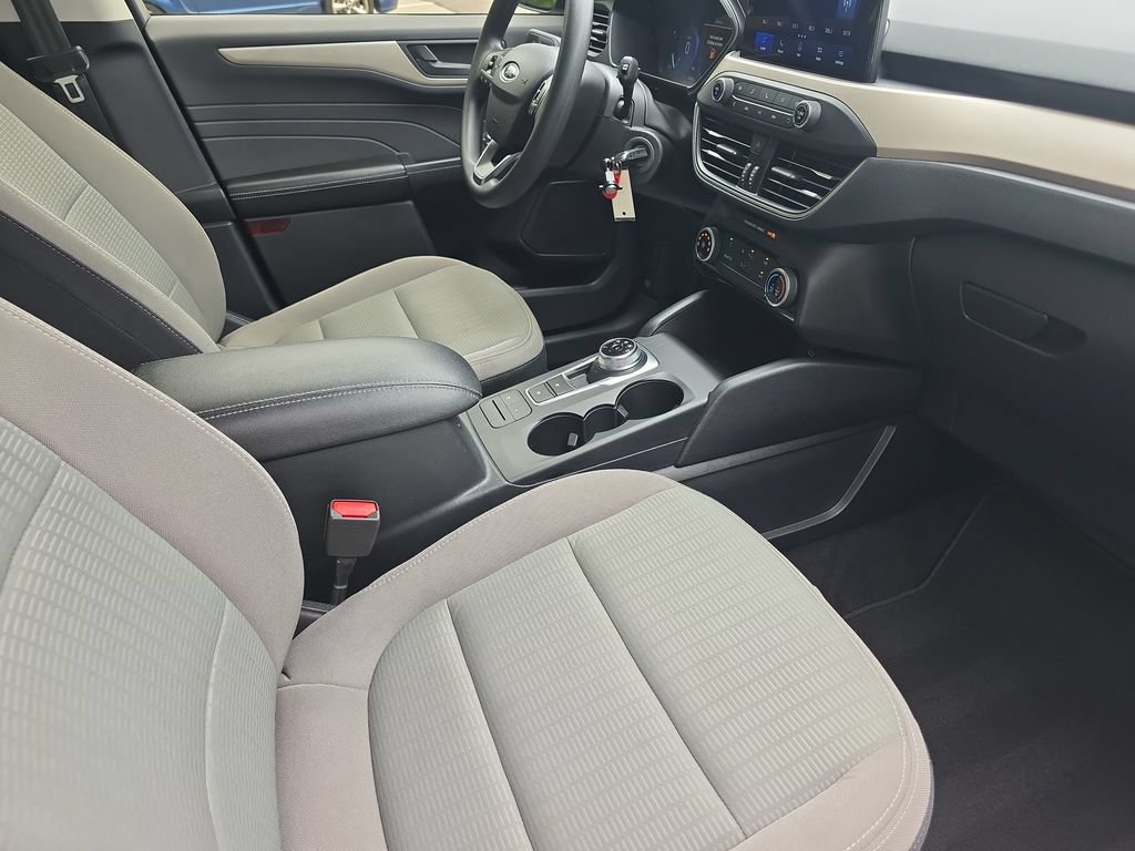 Used 2022 Ford Escape S AWD/4WD image 15