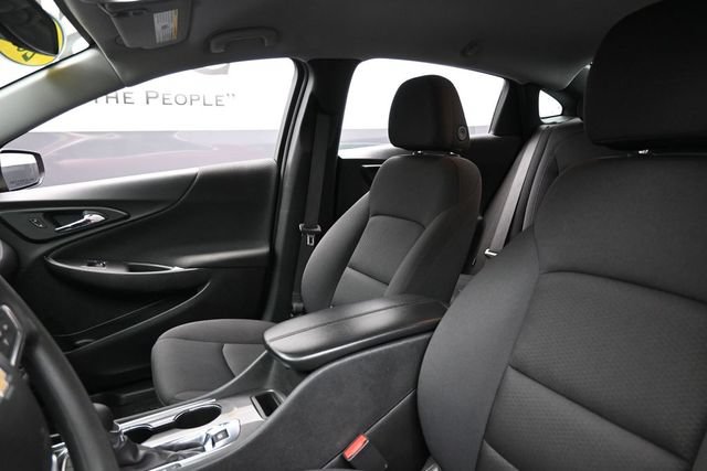 Used 2025 Chevrolet Malibu LT FWD image 17