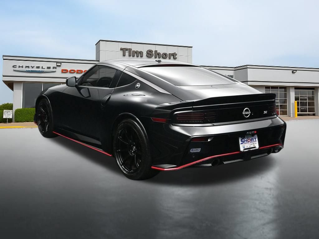 Used 2024 Nissan Z NISMO w/ Floor Mat Package RWD image 3