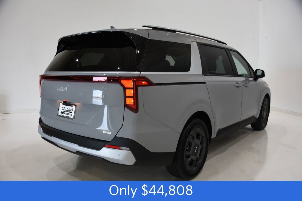 New 2026 Kia Carnival EX image 4