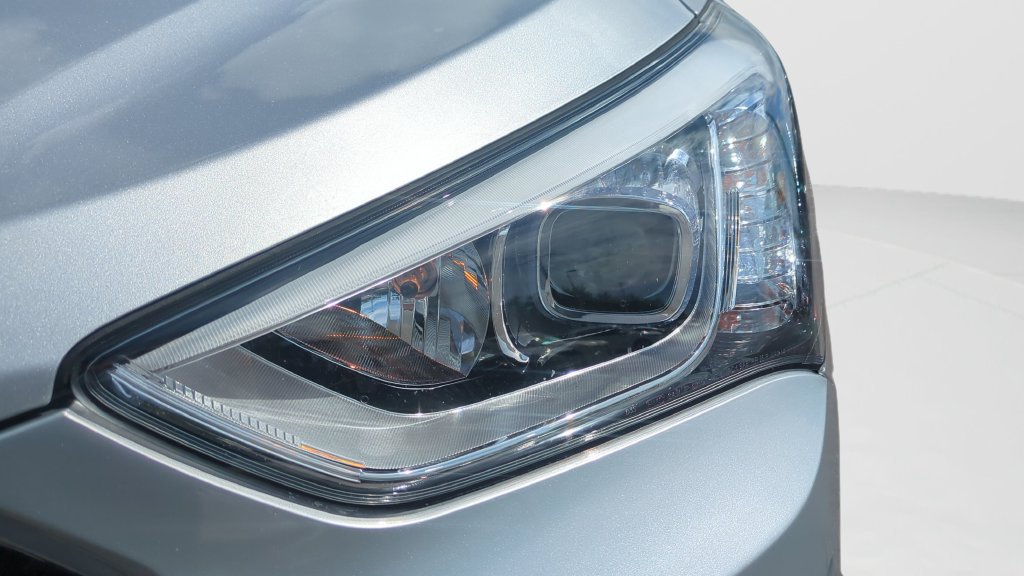 Used 2016 Hyundai Santa Fe Sport 2.0T w/ Option Group 05 FWD image 27