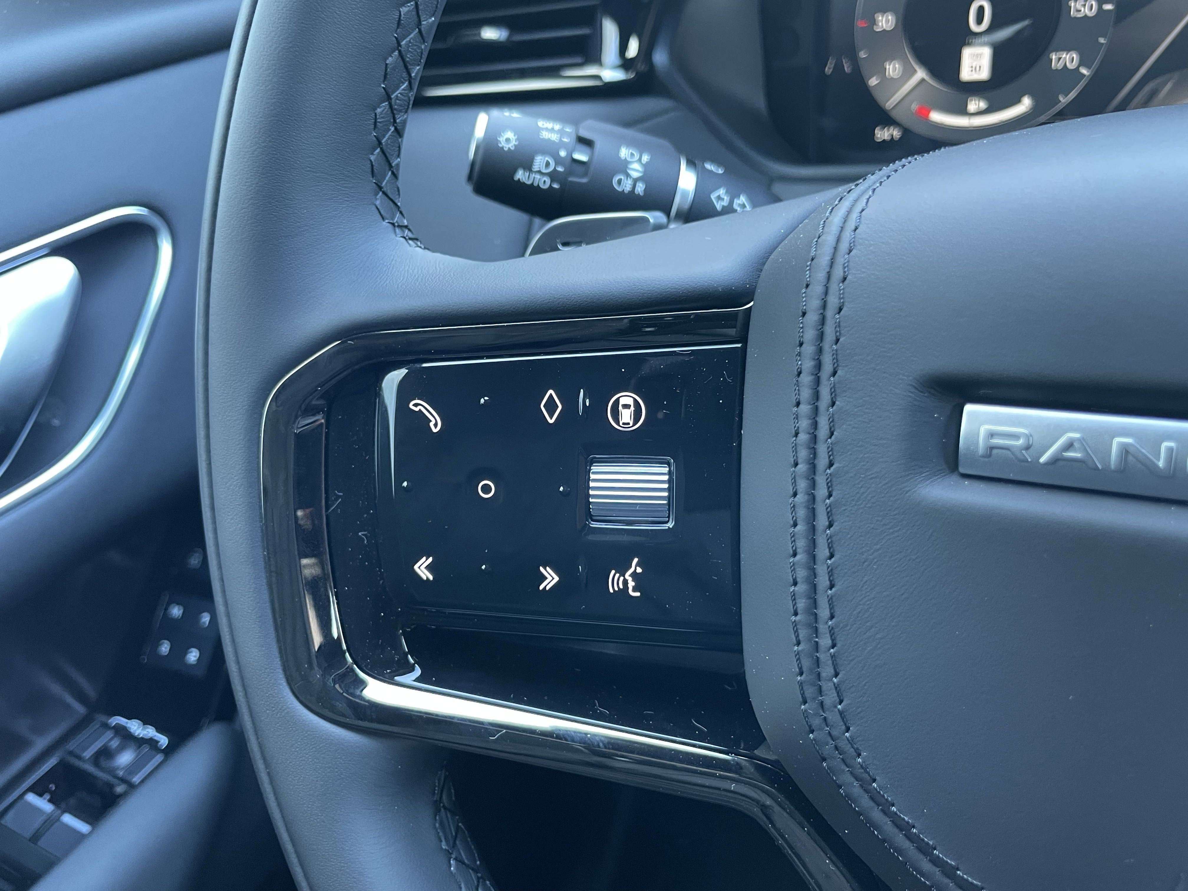 New 2026 Land Rover Range Rover Velar S image 23