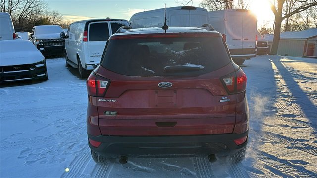 Used 2019 Ford Escape SE image 29