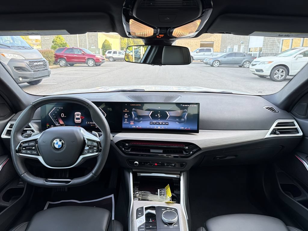 Used 2025 BMW 330i Sedan RWD image 19