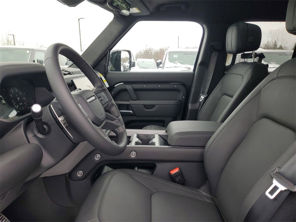 New 2026 Land Rover Defender 110 V8 image 7