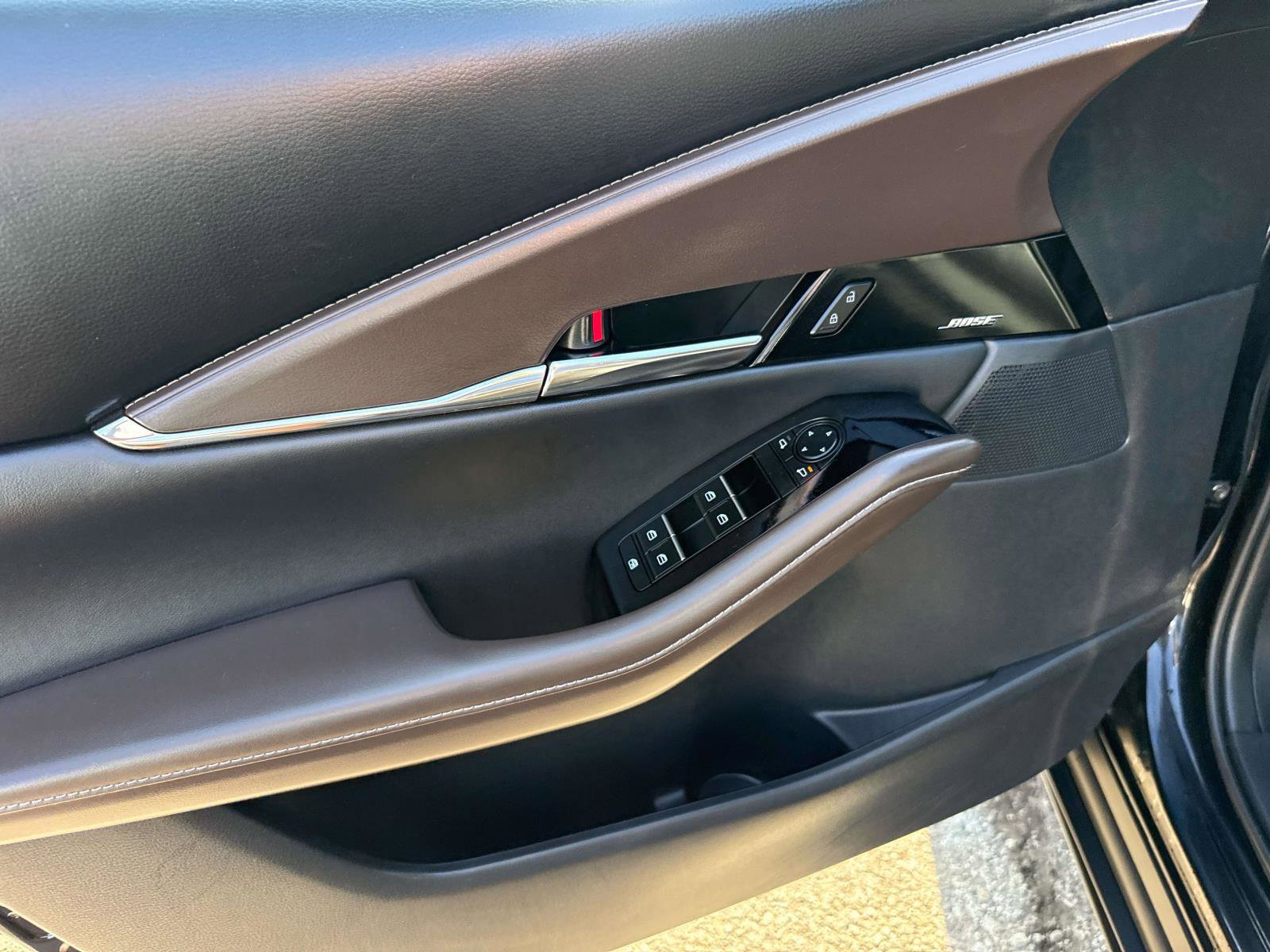 Certified 2025 MAZDA CX-30 AWD 2.5 S w/ Premium Package image 21