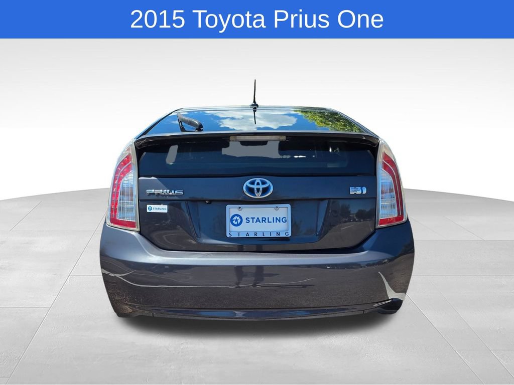 Used 2015 Toyota Prius Three w/ Solar Roof Package FWD image 8