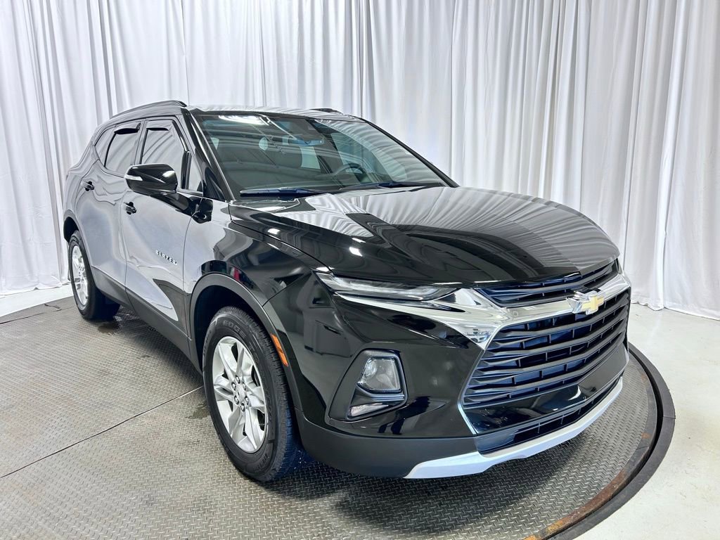 Used 2021 Chevrolet Blazer LT image 2