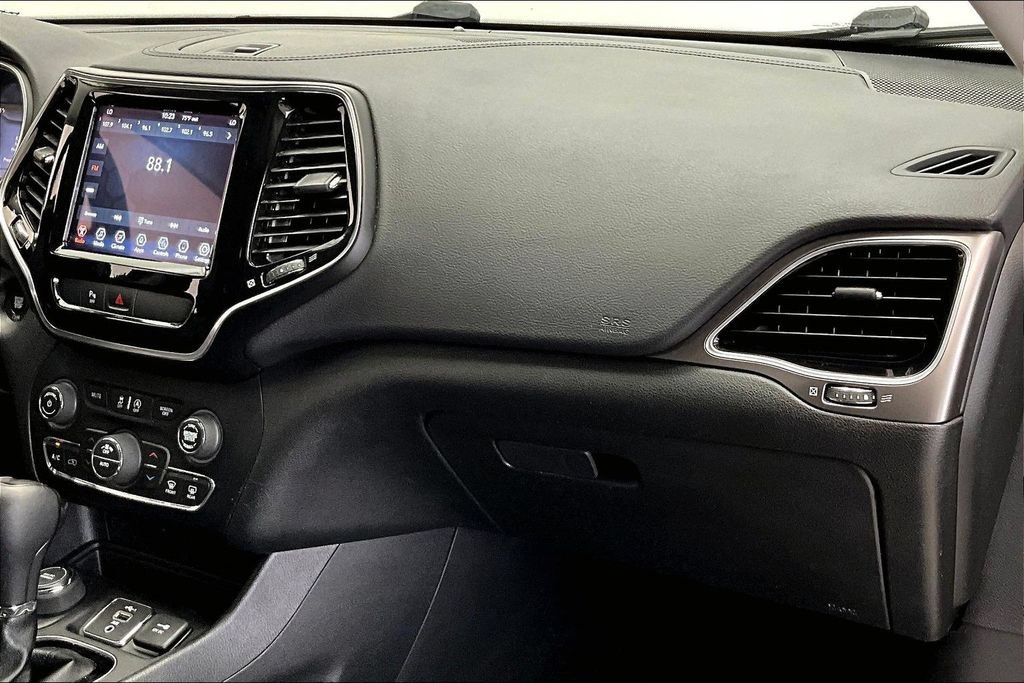 Used 2020 Jeep Cherokee Limited AWD/4WD image 16