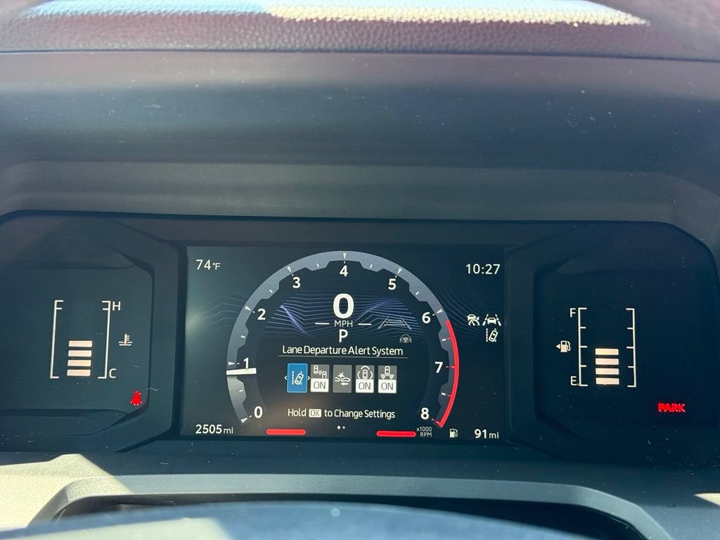 Certified 2024 Toyota Tacoma SR5 AWD/4WD image 29
