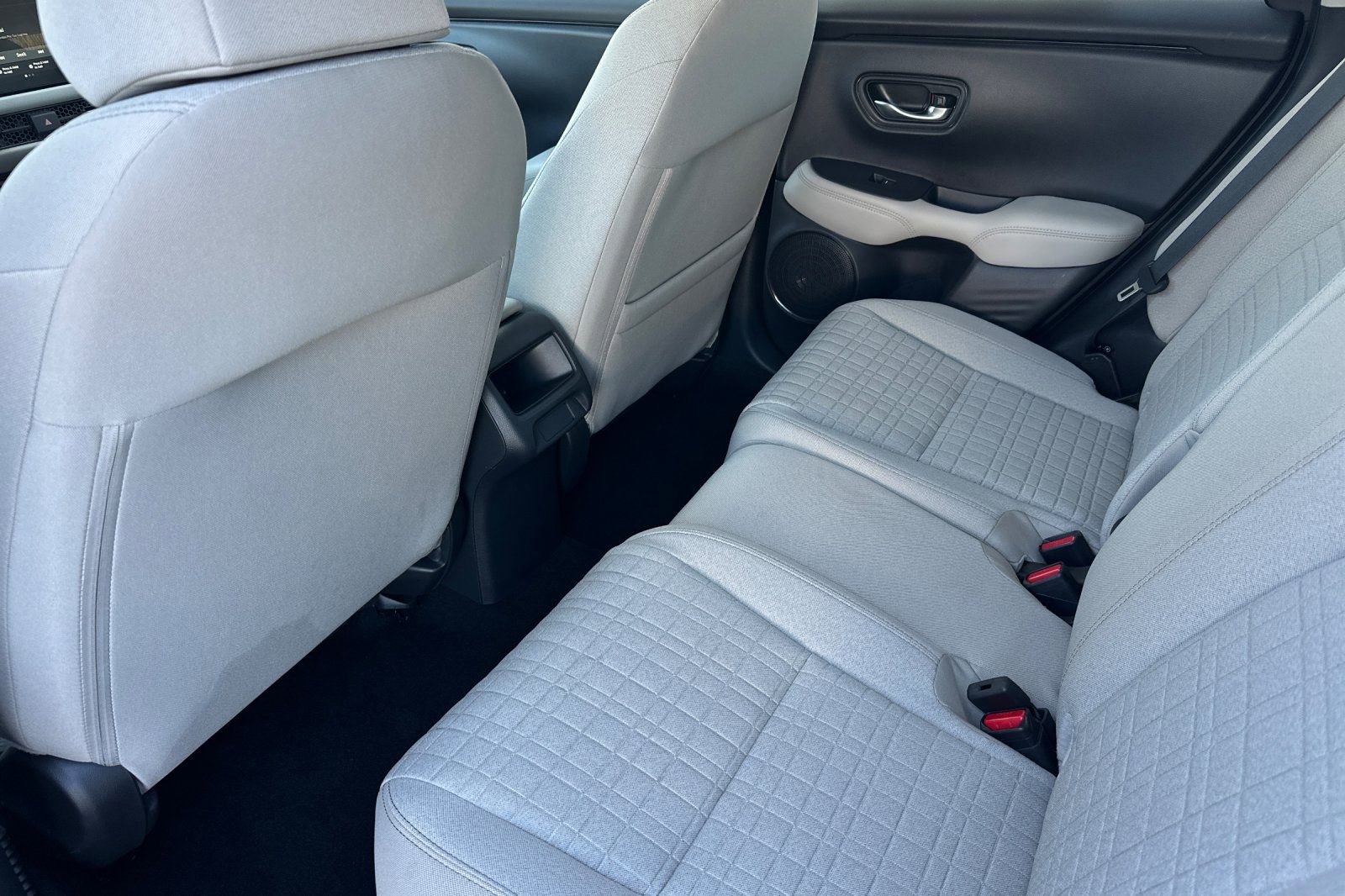 Certified 2026 Honda HR-V LX image 13