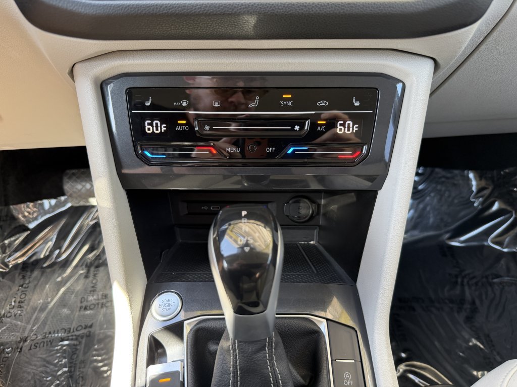 Used 2022 Volkswagen Tiguan SE FWD image 24