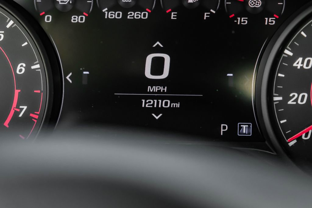 Used 2020 Chevrolet Camaro ZL1 image 17