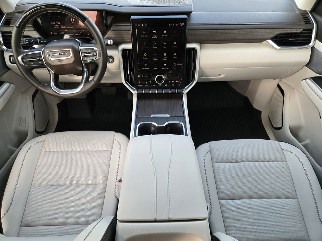 Used 2024 GMC Acadia Denali w/ Super Cruise Package image 23