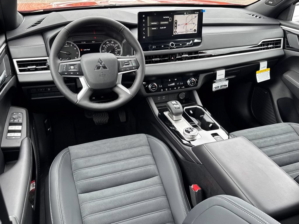 New 2026 Mitsubishi Outlander AWD image 7