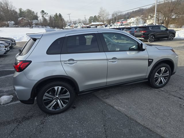 Used 2025 Mitsubishi Outlander Sport ES AWD/4WD image 6