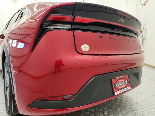 Used 2026 Toyota Prius LE image 20