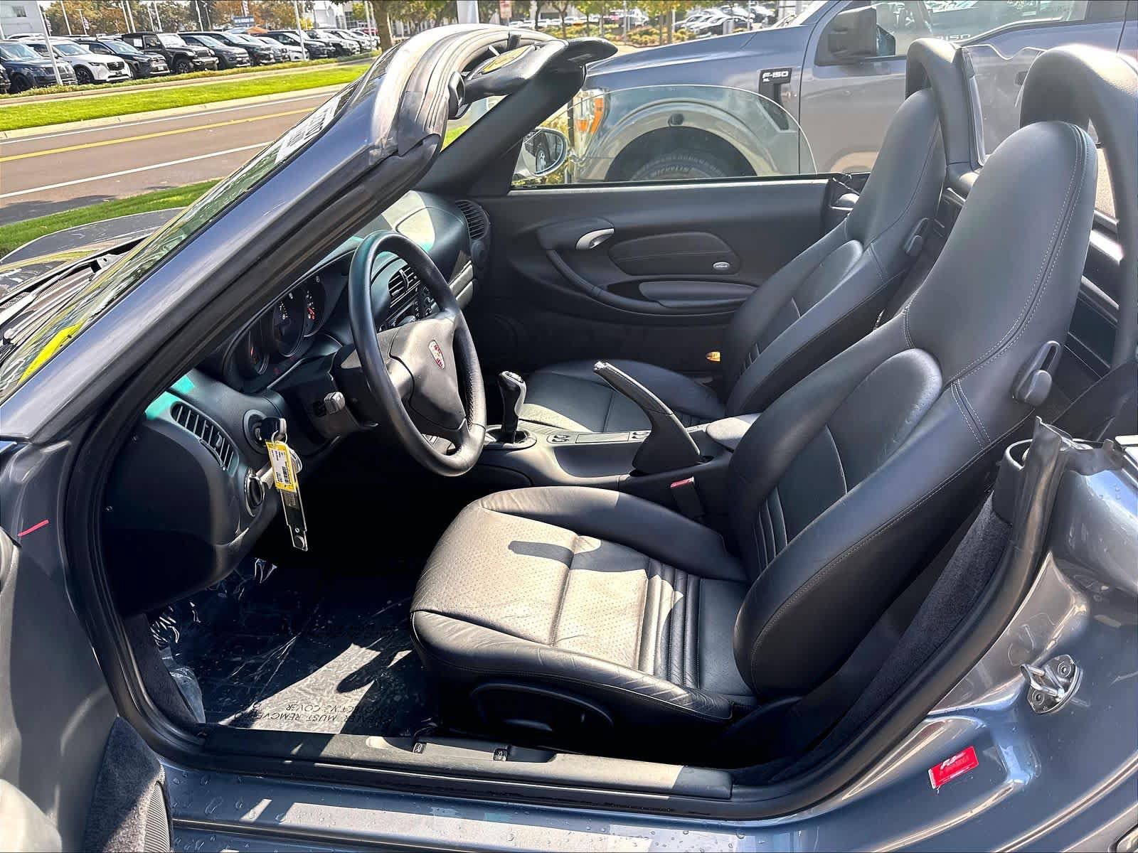 Used 2003 Porsche Boxster RWD image 20