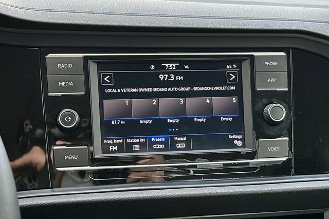 Used 2024 Volkswagen Jetta S image 19