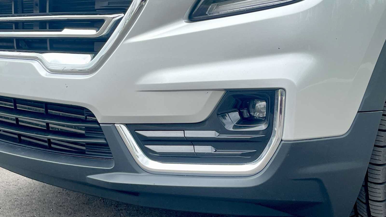 Used 2022 GMC Terrain SLT w/ Infotainment Package II AWD/4WD image 24