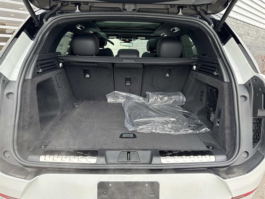 New 2026 Land Rover Range Rover Sport Dynamic SE image 6