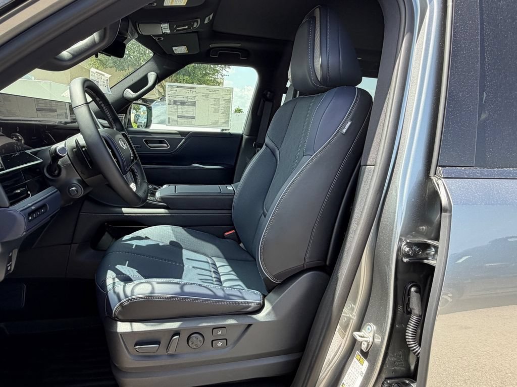 New 2027 INFINITI QX80 Sensory w/ Sport Exterior Package AWD/4WD image 12