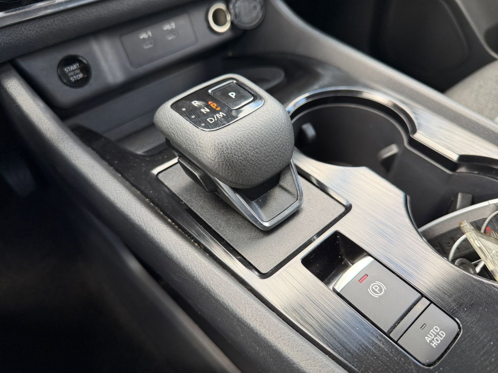 Used 2025 Nissan Rogue SV FWD image 43