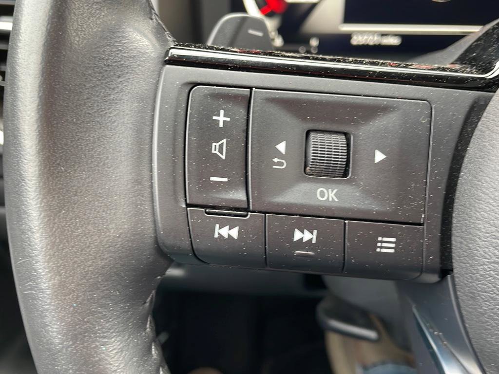 Certified 2024 Nissan Rogue Platinum w/ Platinum Premium Package image 15