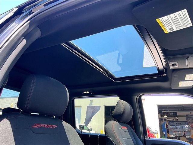 Used 2019 Ford F150 XLT w/ Equipment Group 302A Luxury AWD/4WD image 18