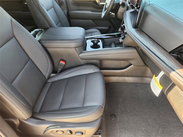 New 2026 Chevrolet Suburban LT w/ Comfort Package image 12