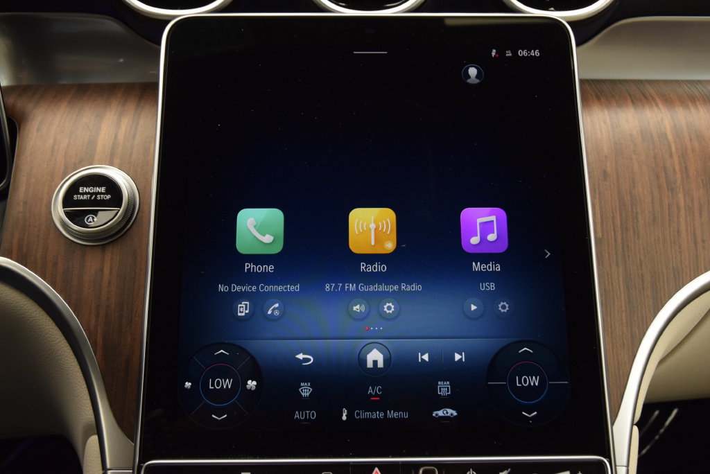 Certified 2026 Mercedes-Benz GLC 300 image 27