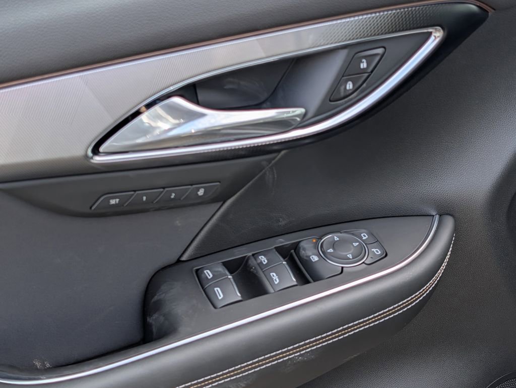 New 2026 Buick Envision Sport Touring image 9