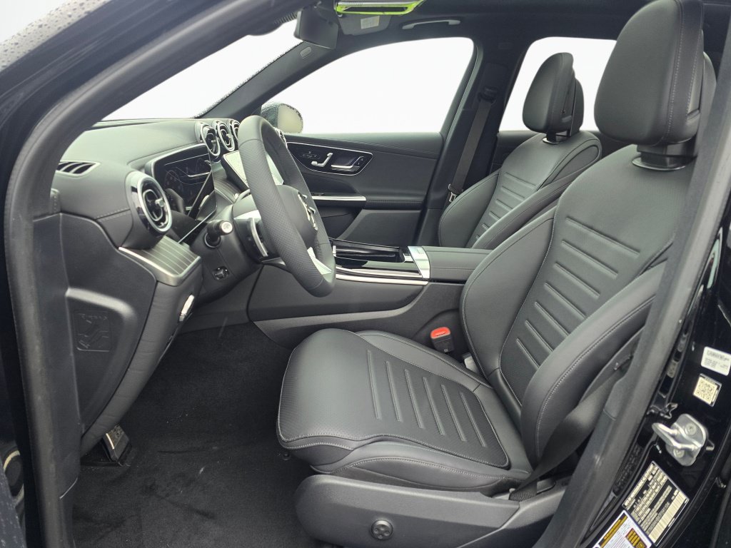 New 2026 Mercedes-Benz GLC 300 4MATIC image 12