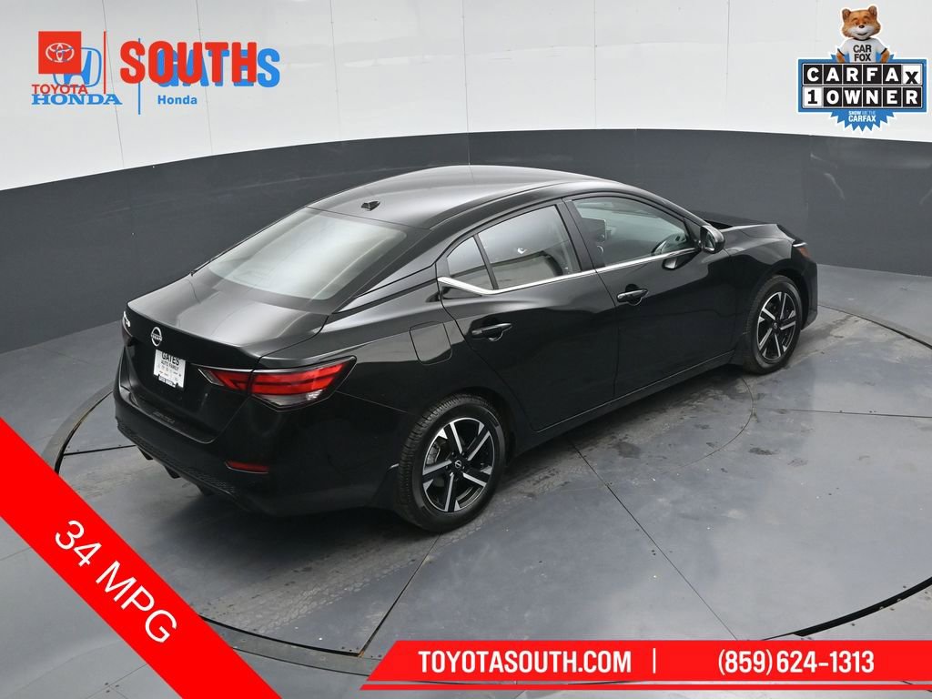 Used 2025 Nissan Sentra SV image 45