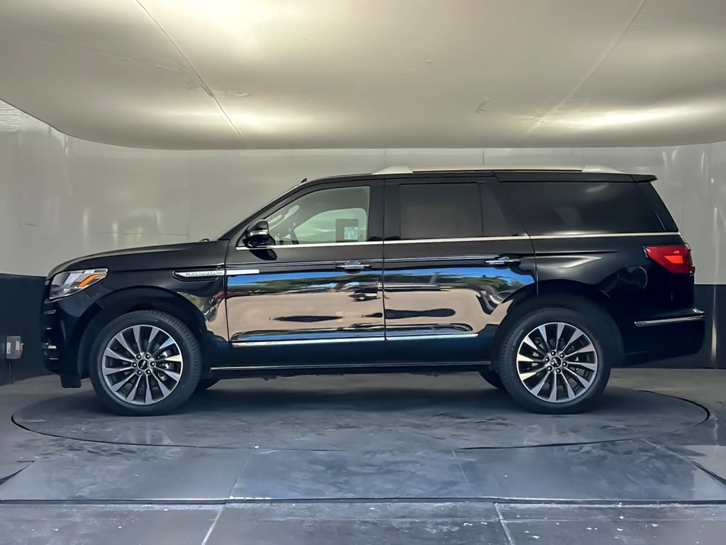 Used 2020 Lincoln Navigator Reserve w/ Luxury Package AWD/4WD image 6