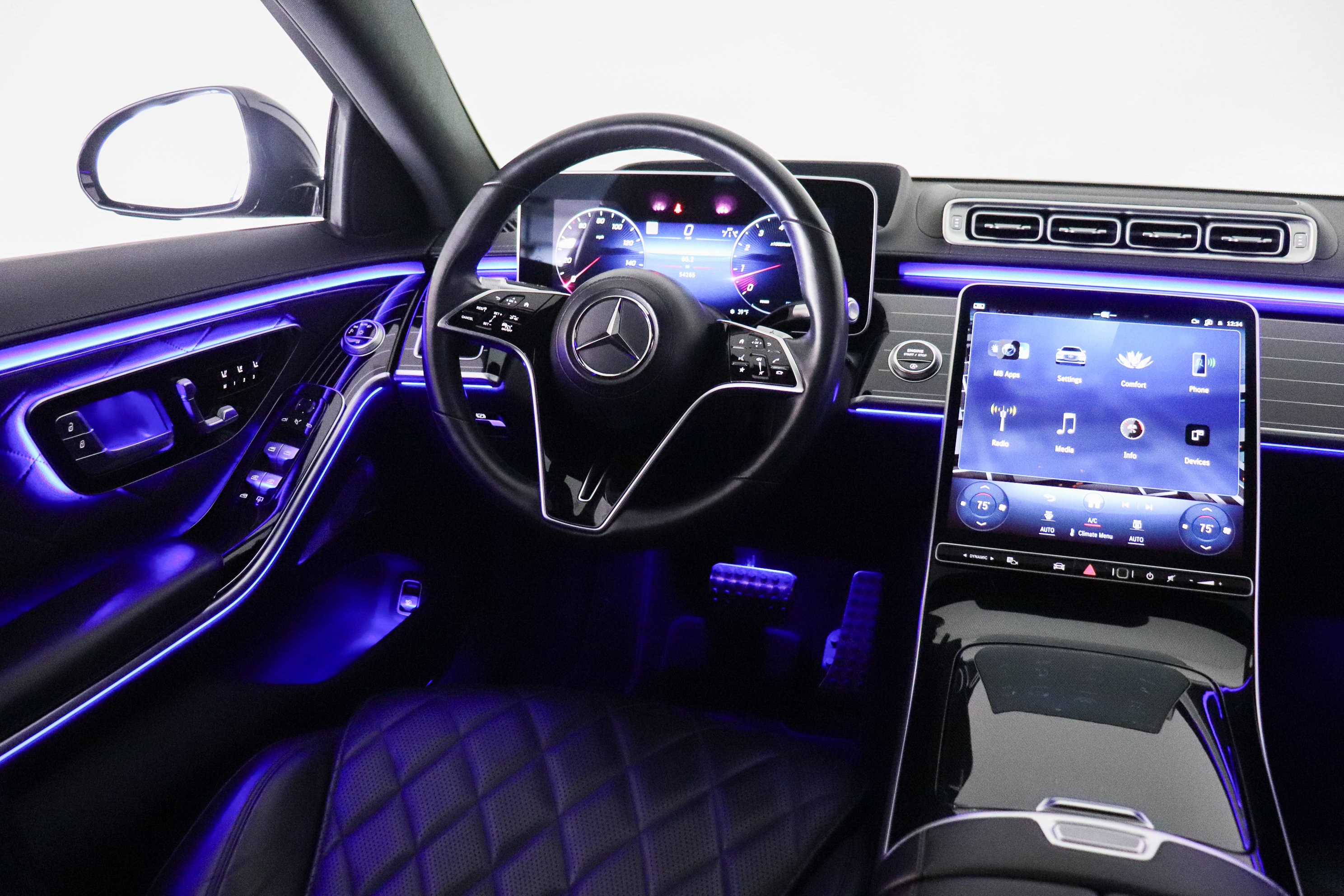 Used 2023 Mercedes-Benz S 580 4MATIC Sedan image 31