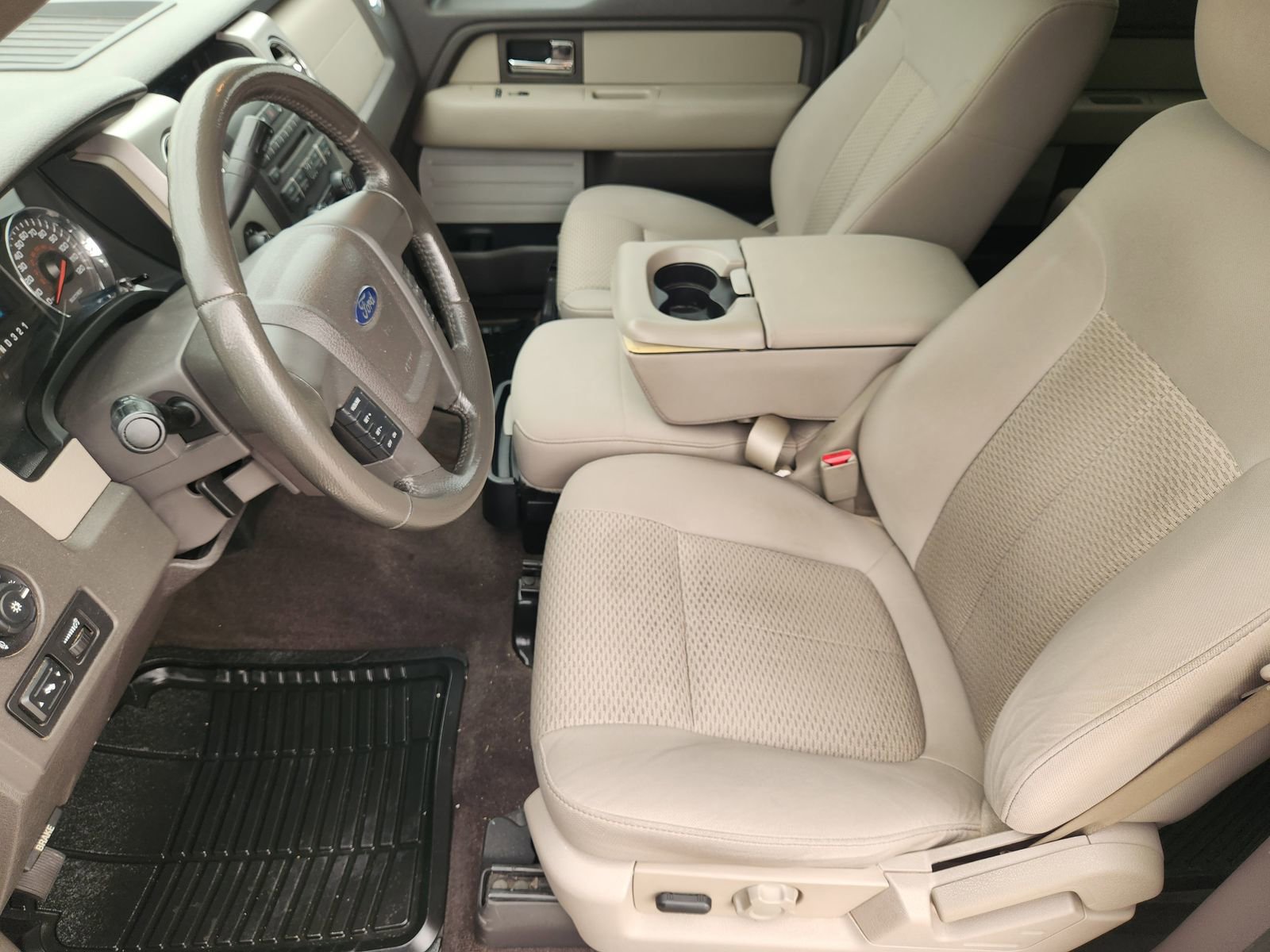 Used 2010 Ford F150 XLT AWD/4WD image 14