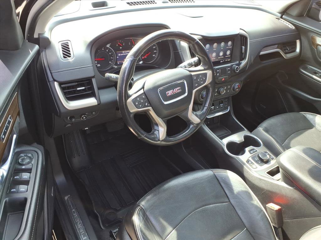 Used 2020 GMC Terrain Denali w/ Denali Premium Package FWD image 13