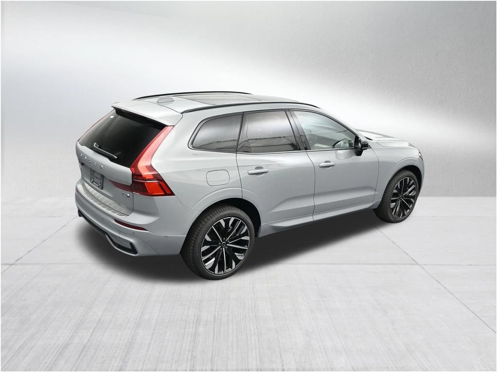 New 2026 Volvo XC60 T8 Ultra w/ Protection Package Premier AWD/4WD image 16