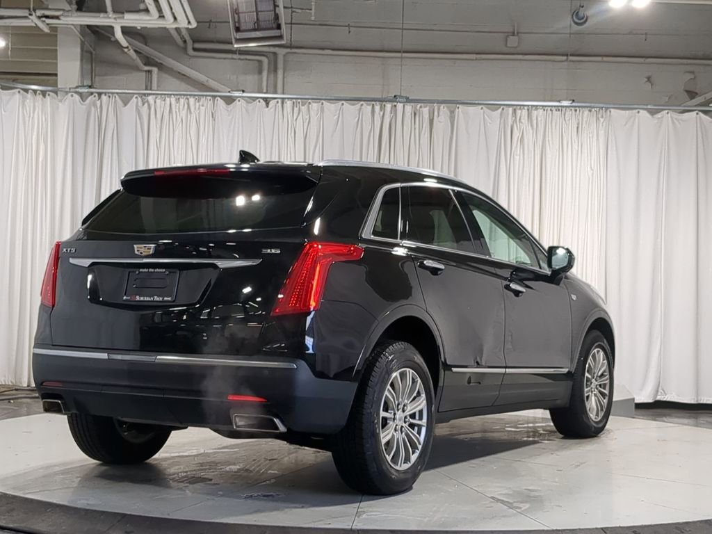 Used 2018 Cadillac XT5 Luxury w/ LPO, Wheel Lock Package FWD image 17