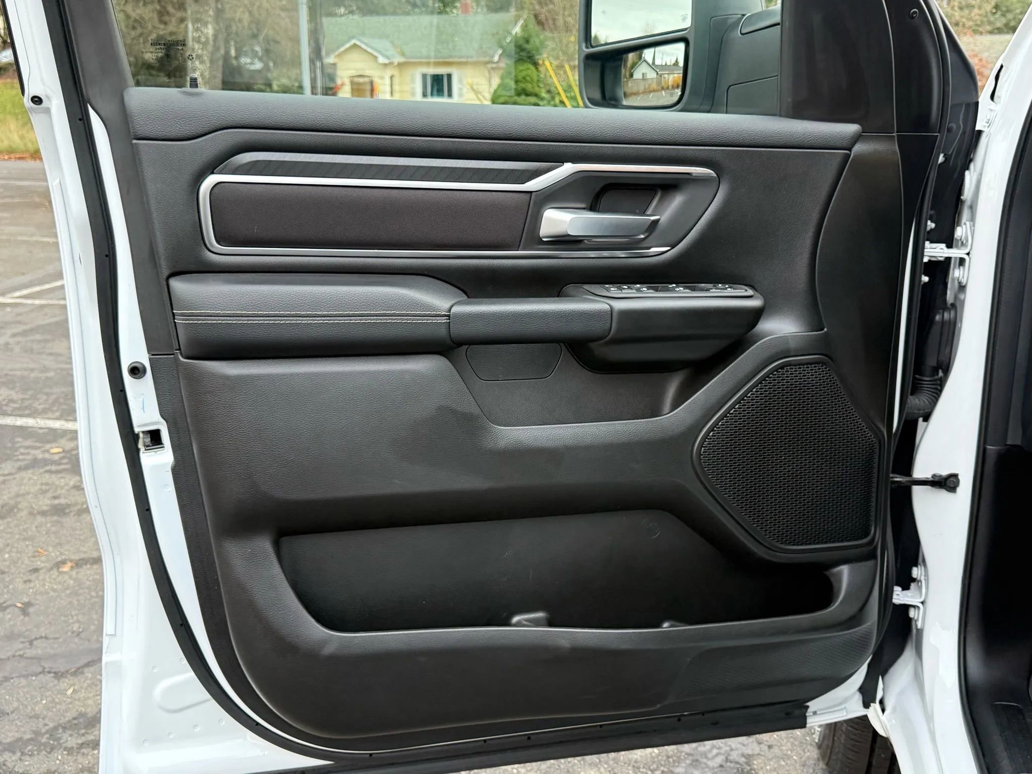 Used 2025 RAM 1500 Big Horn image 16